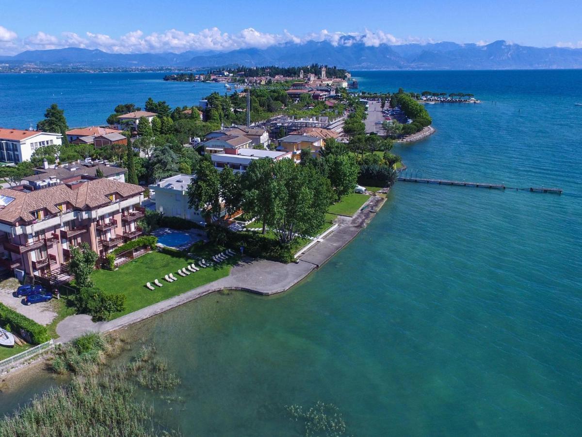 Smeraldo Apartments Sirmione Exterior foto